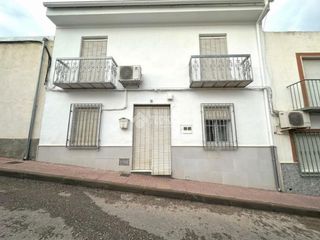 Haus  C. pilarillo. Casa en venta en jódar