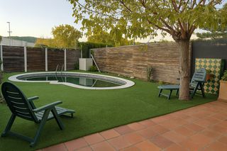 Doppelhaus in Vilassar de Dalt. Espectacular casa con piscina de 295m2 de vivienda en una de las
