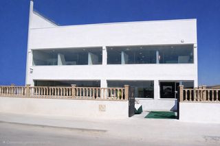 Rent Industrial building in Mollina. Nave en alquiler