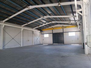 Rent Industrial building in Zona de la Vega. Magnifica nave en antequera