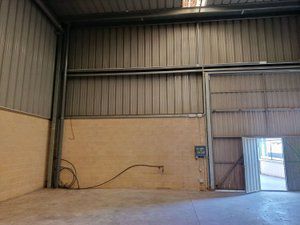 Rent Industrial building in Zona de la Vega. Nave en antequera