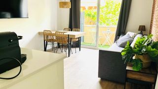 Miete Etagenwohnung in Barri del Centre