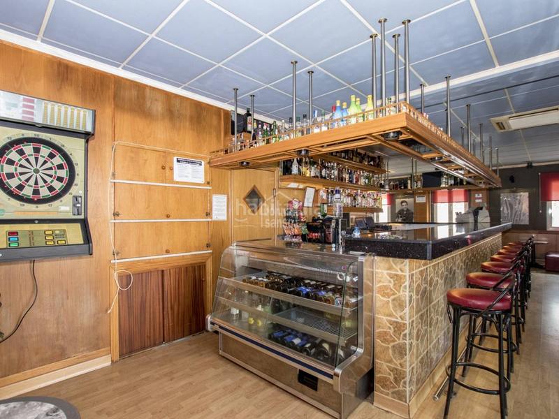 Foto 5a711087-ce0c-40b1-a8b1-41bd9c549bed. Locale commerciale in Es Castell Es Castell