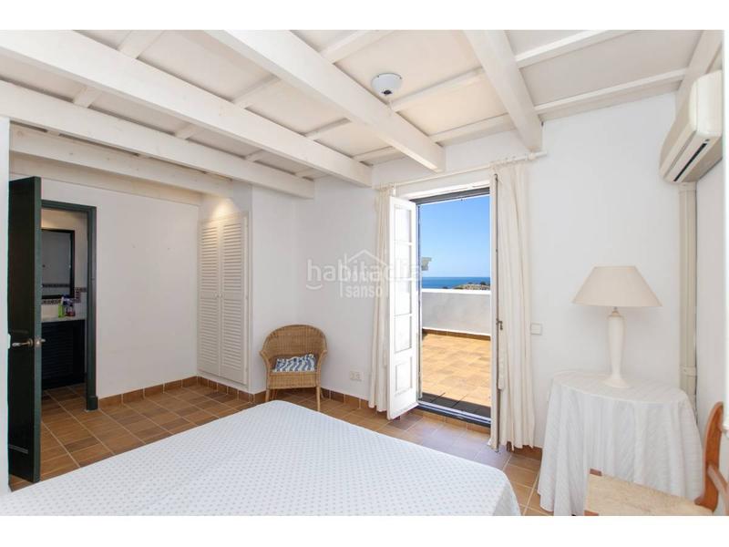Foto 55e2f331-02f9-4fd9-b524-549094fd9f31. Apartamento encantadora vivienda en primera línea de mar en ses tanques. menorca en Alaior