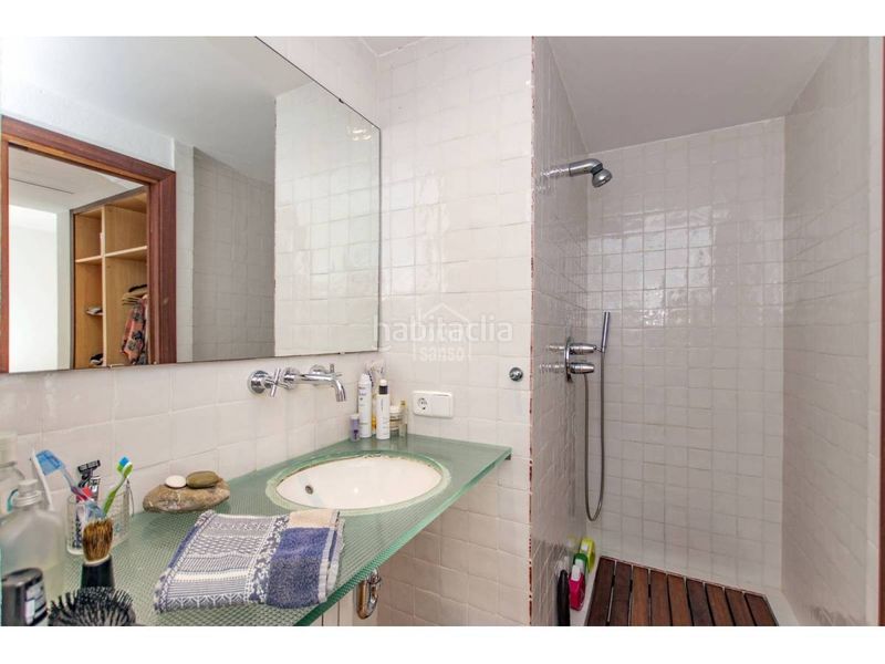Foto 5884a7ad-26f1-40c9-b40f-a70280e4e71e. Chalet exclusiva. cautivadora propiedad con vistas al mar en el centro de mahón, menorca en Maó / Mahón