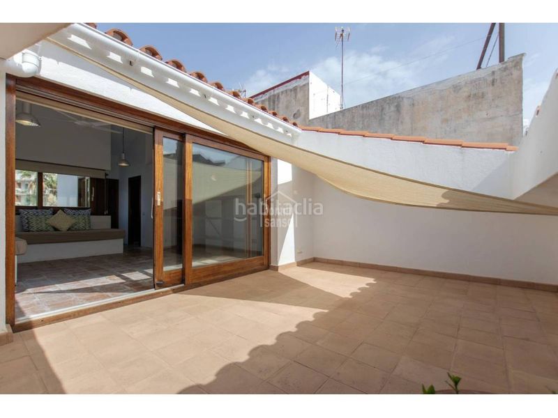 Foto 9ff50ad8-93d7-4495-9530-e4038fedd16e. Chalet exclusiva. cautivadora propiedad con vistas al mar en el centro de mahón, menorca en Maó / Mahón