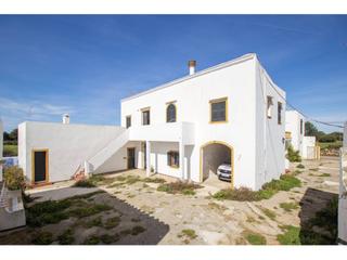Bauernhof in Cala d´En Bosch-Serpentona. Finca rústica cerca de son xoriguer, ciutadella, menorca.