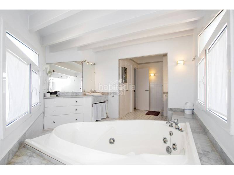 Foto 9933d3ff-cc3e-4155-9dd5-e47b35d99af5. Xalet amb calefacció aparcament piscina a Son Vilar-Trepucó Es Castell