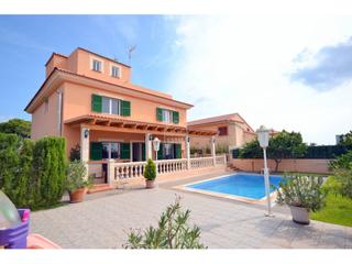 Xalet a Cala Millor. Casa unifamiliar con licenia turistica y piscina, cala millor, m