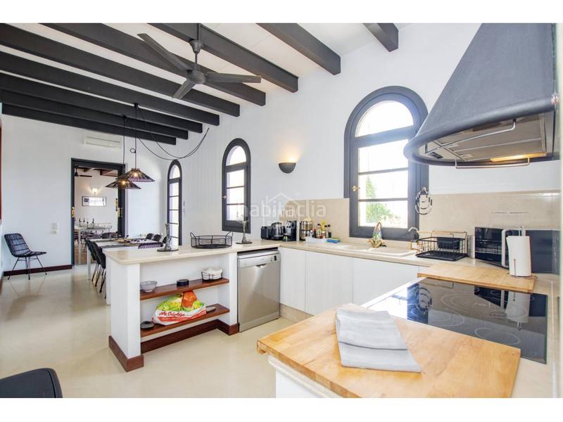 Foto e329d9ad-c0a9-481b-b7bf-f0bf21bfb76d. Xalet amb calefacció aparcament piscina a Centre Històric Maó / Mahón