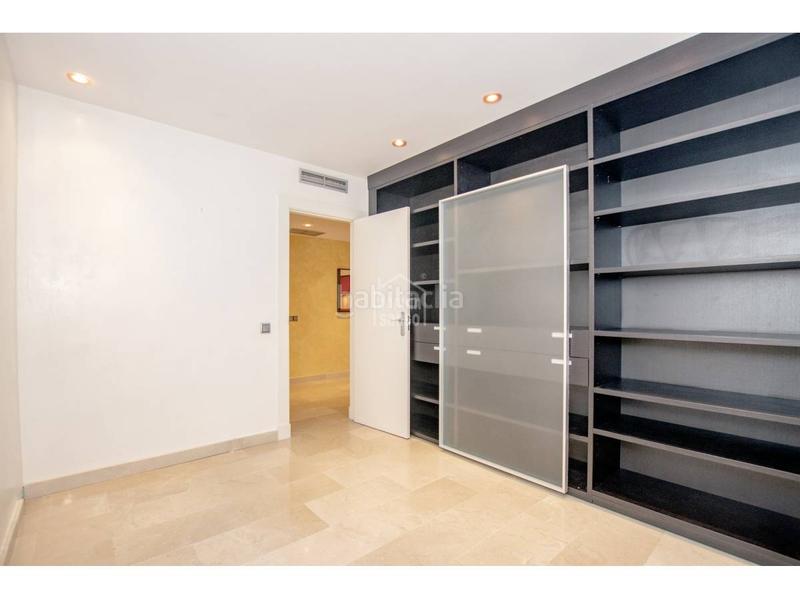 Foto 2a90f1d6-450f-41de-abc1-78bc29efa53e. Apartament amb aparcament a Avinguda Menorca-Sínia Costabella Maó