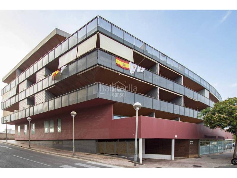 Foto 3237e46d-5fde-4d14-af6a-432af0ee9ae9. Apartament amb aparcament a Avinguda Menorca-Sínia Costabella Maó