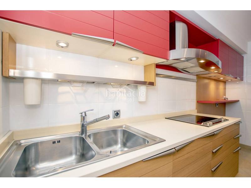 Foto 7188d851-eeae-482a-8456-28e956ac9612. Apartament amb aparcament a Avinguda Menorca-Sínia Costabella Maó