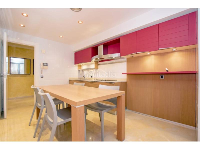 Foto c9993671-4e3d-4c3a-b904-88db879fa771. Apartament amb aparcament a Avinguda Menorca-Sínia Costabella Maó