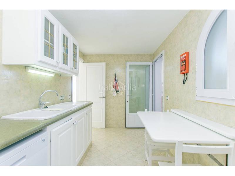 Foto ec1ee4c0-16fa-4f3c-a5d6-7d846d5ab574. Xalet amb calefacció aparcament piscina a Cala en Porter Alaior