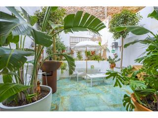 Chalet à Centre Històric. Exclusiva vivienda en primera línea del puerto de mahón. menorca