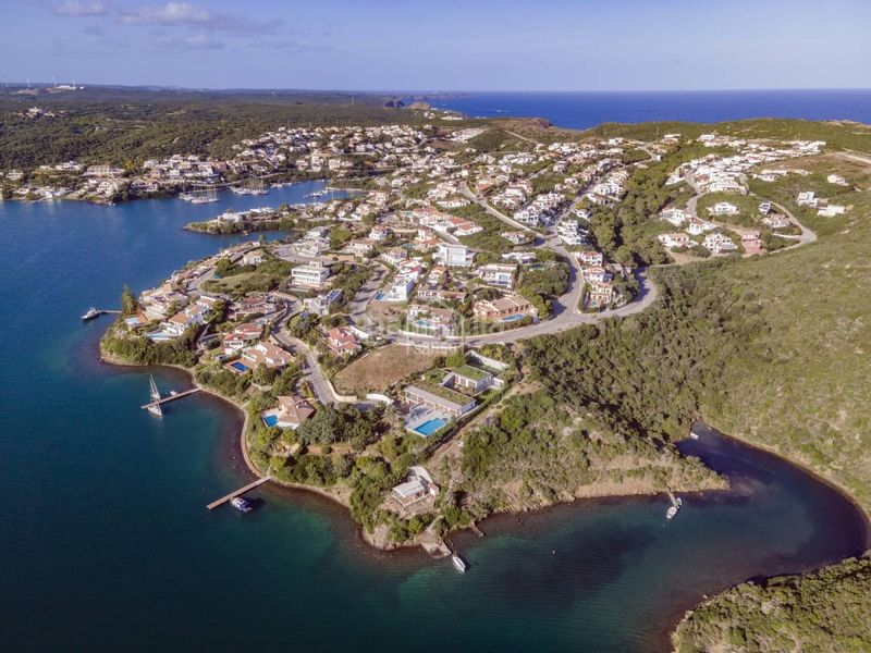 Foto 041182a9-b878-41ef-9eb6-46dd727d491a. Chalet impresionante chalet de obra nueva con espectaculares vistas al mar en cala llonga, menorca. en Maó / Mahón