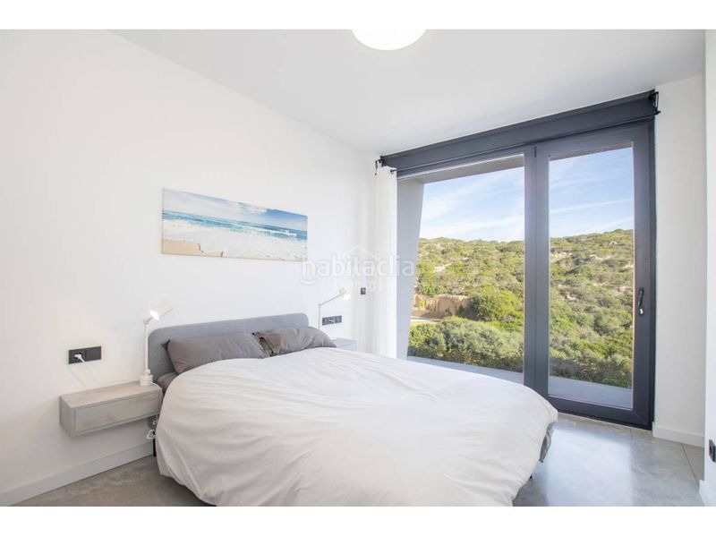 Foto 5297bef9-8a7f-4bbb-8b22-503051e85c97. Chalet impresionante chalet de obra nueva con espectaculares vistas al mar en cala llonga, menorca. en Maó / Mahón