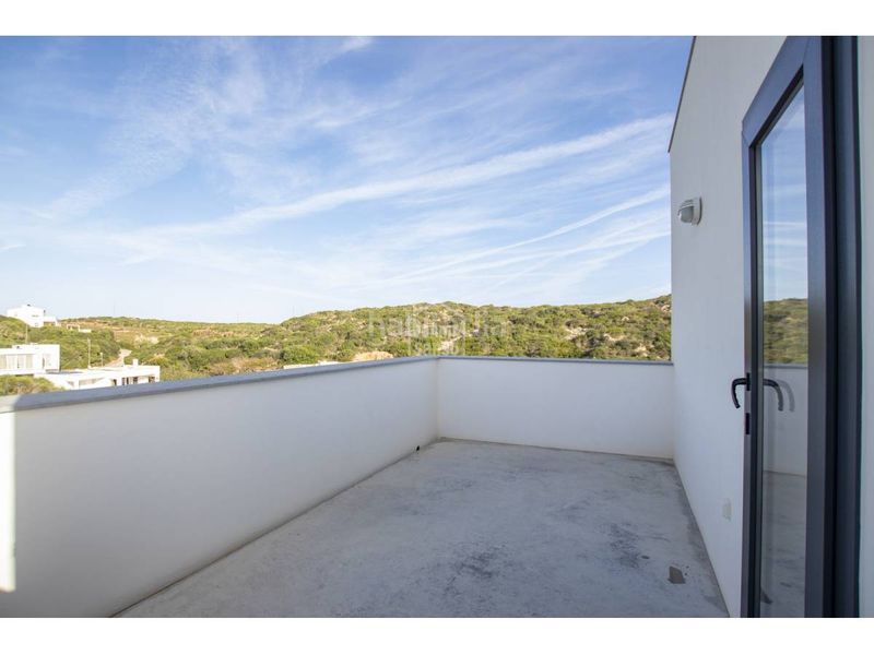 Foto 956419e6-d41d-44d6-a770-b78836e1d2ad. Chalet impresionante chalet de obra nueva con espectaculares vistas al mar en cala llonga, menorca. en Maó / Mahón
