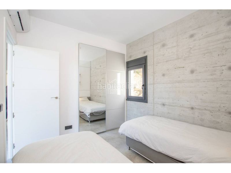 Foto fdeda858-5960-48bf-926a-5fa554730931. Chalet impresionante chalet de obra nueva con espectaculares vistas al mar en cala llonga, menorca. en Maó / Mahón