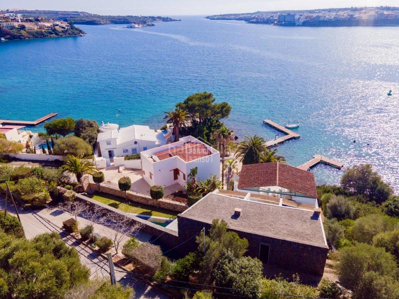 Foto c554241e-101c-4d94-85e6-7c23b1f24134. Chalet con riscaldamento parcheggio piscina in Cala Llonga-Sa Mesquida Maó