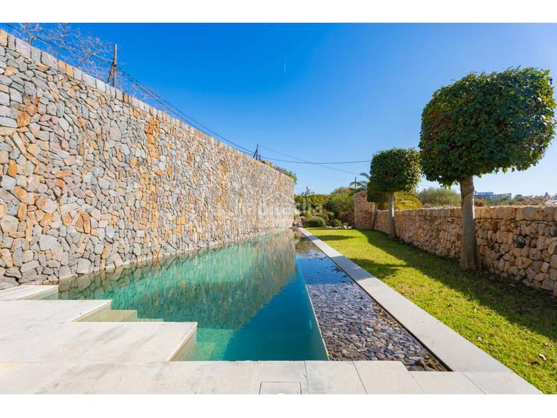 Foto f9da6c58-6aa0-4b3c-b674-1bc4e04e9130. Chalet con riscaldamento parcheggio piscina in Cala Llonga-Sa Mesquida Maó