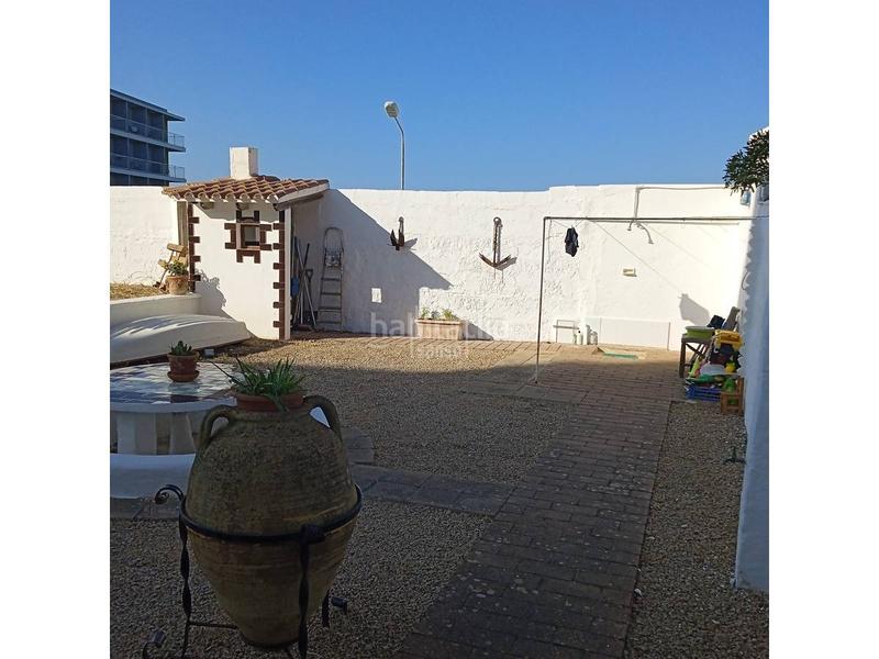 Foto f85ae968-3579-40d1-bfd9-a5897806e325. Chalet magnifica propiedad en 1 linea menorca en Es Castell