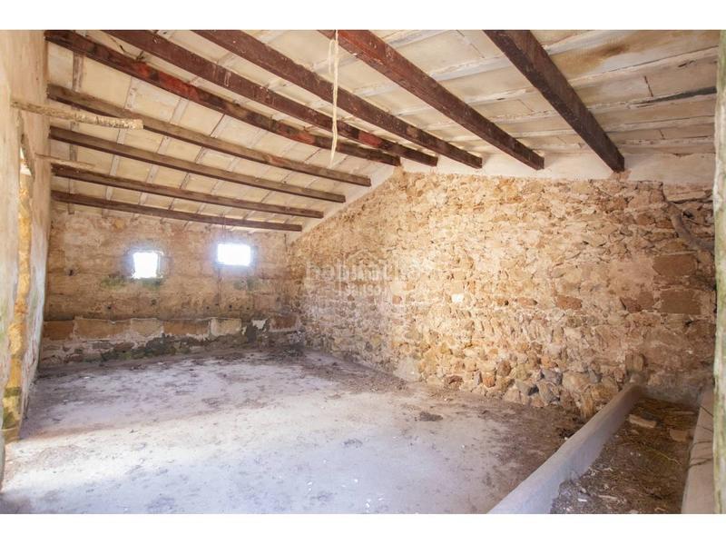 Foto 29365748-2490-4b49-8bb2-044a7191d225. Masia amb aparcament piscina a Es Mercadal poble Es Mercadal