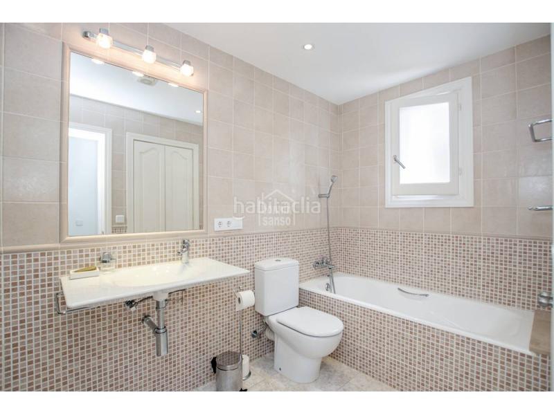 Foto 1677c92d-c972-4fdb-85cb-55ab2a41dd4d. Xalet amb piscina a Cala Llonga-Sa Mesquida Maó