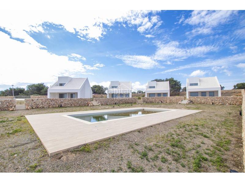 Foto 74597bf0-3c38-4fb2-92c9-ce9abc934fe9. Chalet with heating parking pool in Na Macaret Es Mercadal