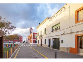 Xalet a Es Castell. Casa con garaje en la explanada de es castell, menorca
