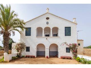 Country house in Cala Blanca. A disfrutar de la calma del campo en esta hermosa  finca rústica