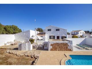 Xalet a Llucmaçanes. Casa de campo con licencia turística en llumesanes, menorca