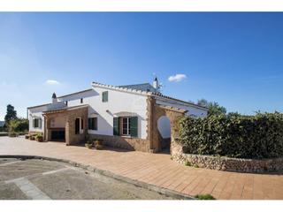 Mas à Alaior Poble. Magnífica casa de campo  chalet de 298m en alaior, menorca