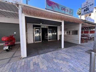 Local Comercial a Cala Millor. Local comercial en el centro de cala millor, a solo 30m de la pl