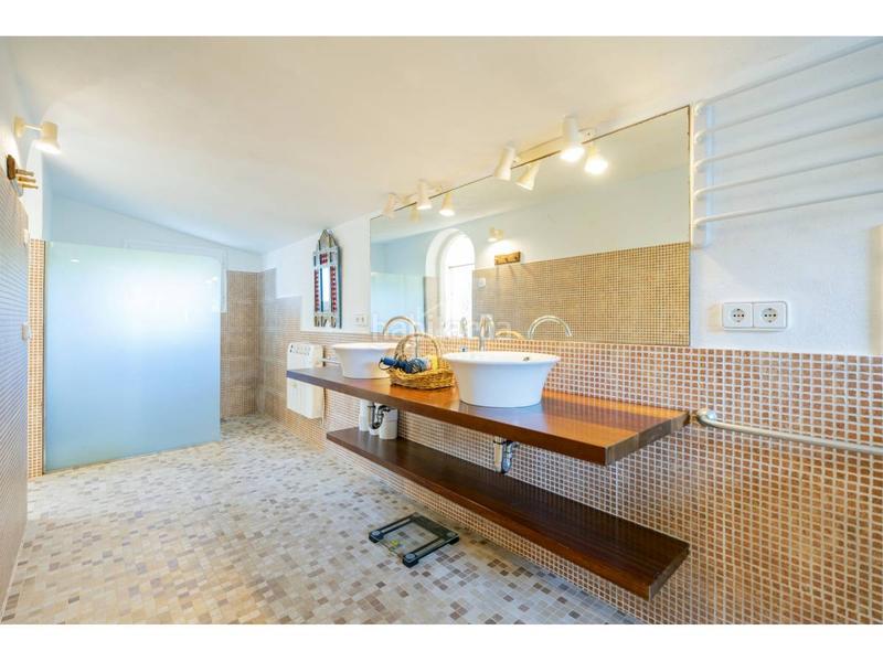 Foto d2019e9e-ec4e-4cb9-8617-1c401d0f257c. Chalet mit heizung parking pool in Cap d´en Font-Binissafúller Sant Lluís