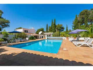 Xalet a Son Parc. Villa junto al campo de golf son parc menorca