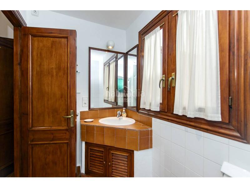 Foto 7989fdf4-ac86-45b9-bdeb-8cdc72b6c29c. Xalet amb calefacció aparcament a Centre Històric Maó / Mahón