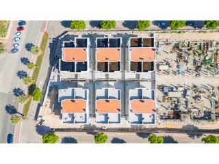 Chalet in Ciutadella. Promoción de 28 viviendas pareadas en ciutadella,menorca
