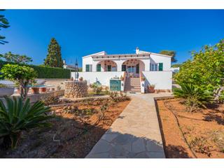 Xalet a Binibèquer. Encantador chalet en binibeca, menorca.