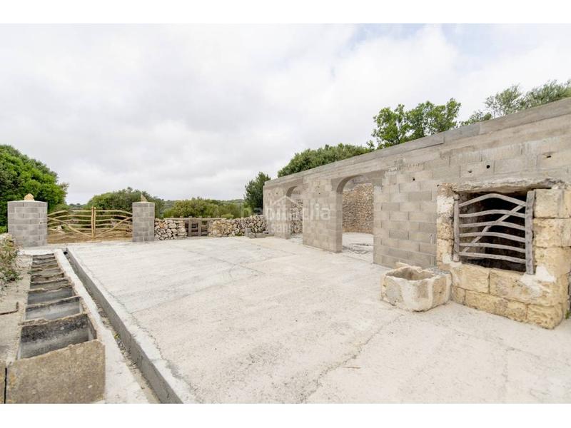 Foto 12967cdf-6139-4e50-b359-631f1ed4e04b. Masía interesante propiedad en enclave único en menorca en Alaior