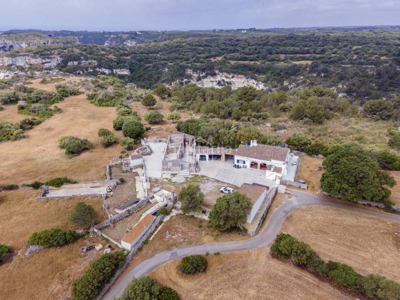 Foto 8a8183e9-f0d3-4720-92eb-80dfde08bdaa. Masía interesante propiedad en enclave único en menorca en Alaior
