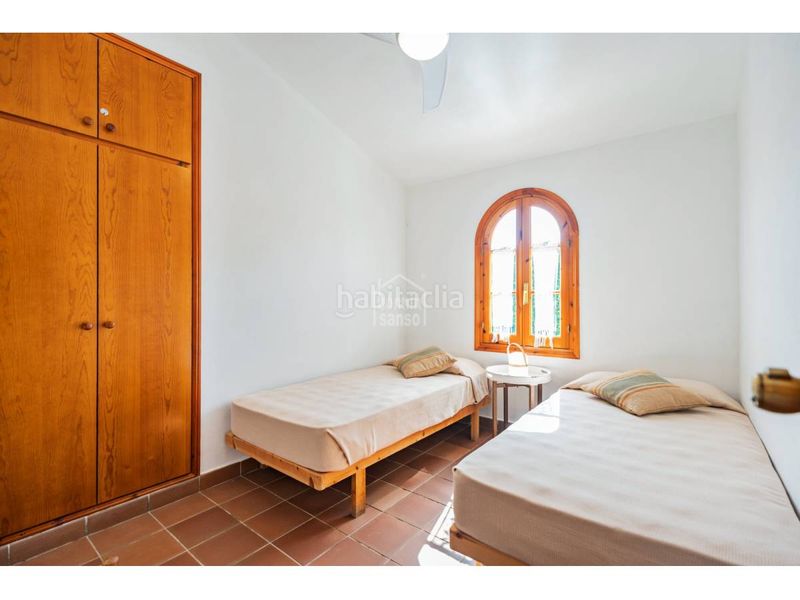 Foto 027f5a2a-2200-4be5-9c3f-5f3f4be4a1da. Chalet  en primera línea de mar en cap dartrutx, ciutadella, menorca. en Ciutadella de Menorca
