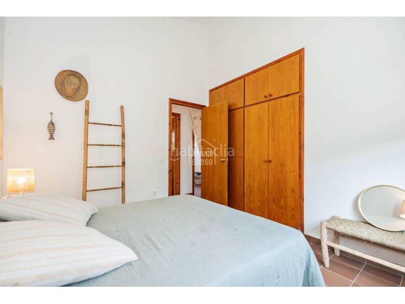 Foto 05b1a0e2-29ac-478f-be1a-9a7534f3c713. Chalet  en primera línea de mar en cap dartrutx, ciutadella, menorca. en Ciutadella de Menorca