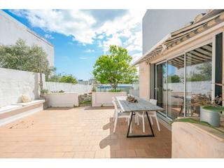 Xalet a Avinguda Menorca-Sínia Costabella. Acogedora y luminosa vivienda en mahón.