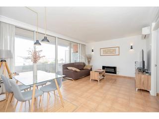 Appartement à Es Mercadal Poble. Extraordinaria vivienda en planta segunda tipo dúplex en mercada