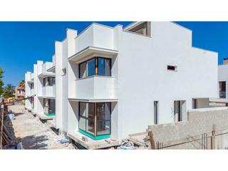 Chalet in Ciutadella. Promoción de 28 viviendas pareadas en ciutadella,menorca