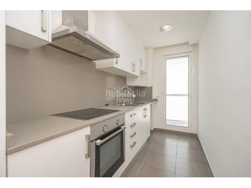 Foto 40e8d8f5-6032-44e5-be06-66ffb9ad1e26. Piso luminoso piso en primera planta con gran espacio exterior y ascensor. mahón, menorca en Maó / Mahón