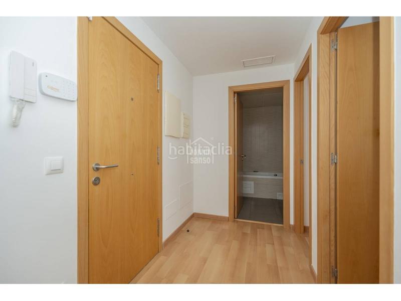 Foto 80145355-d13e-4bf3-b8f9-f45d2a9970d9. Piso luminoso piso en primera planta con gran espacio exterior y ascensor. mahón, menorca en Maó / Mahón