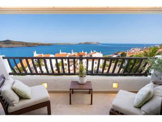 Apartament a Playas de Fornells. Precioso apartamento costero con vistas al mar en menorca